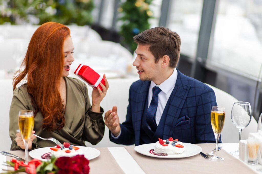 romNTIC date